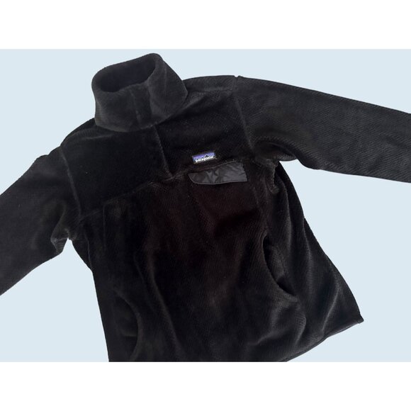 PATAGONIA Black 1/4 Snap Button Fleece Pullover Size Medium - Picture 1 of 7